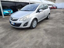 Grigio Usata 2013 Opel Corsa Edition Tre volumi | 3599 € (Ottimo prezzo)
