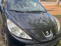 Nero Usata 2014 Peugeot 207 CC Cabrio | 6400 € (Buon prezzo)