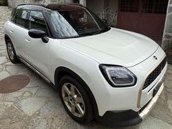 Bianco Usata 2024 Mini Cooper Countryman Favoured SUV | 36.900 € (Molto cara)