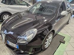 Nero metallizzato Usata 2014 Alfa Romeo Giulietta Veloce Tre volumi | 7500 € (Buon prezzo)