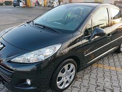 Nero Usata 2009 Peugeot 207 CC Cabrio | 3300 € (Ottimo prezzo)