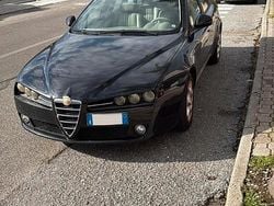 Grigio Usata 2006 Alfa Romeo 159 Distinctive Tre volumi | 2000 € (Buon prezzo)