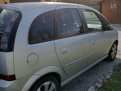 Grigio Usata 2008 Opel Meriva Monovolume | 1800 € (Molto cara)