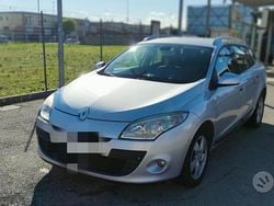 Grigio Usata 2010 Renault Mégane GrandTour Station wagon | 3500 € (Buon prezzo)