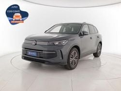 Dolphin grey metallizzato Usata 2024 VW Tiguan Edition SUV | 35.950 € (Ottimo prezzo)