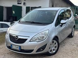 Grigio Usata 2010 Opel Meriva Cosmo Monovolume | 2590 € (Ottimo prezzo)