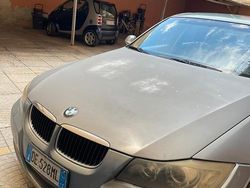 Grigio Usata 2006 BMW 320 Tre volumi | 3000 €