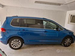 Blu Usata 2017 VW Touran Highline Monovolume | 20.500 € (Buon prezzo)