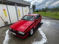 Rosso Usata 1989 Alfa Romeo 75 Tre volumi | 13.500 €