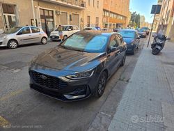 Usata 2022 Ford Focus ST-Line Tre volumi | 22.000 € (Molto cara)