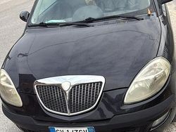 Nero Usata 2005 Lancia Ypsilon Due volumi | 2250 €