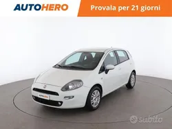 Bianco Usata 2014 Fiat Punto Lounge Due volumi | 7599 € (Buon prezzo)