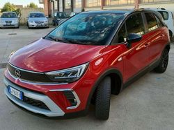 Rosso sc. con tetto nero Usata 2022 Opel Crossland Design & Tech SUV | 13.000 € (Buon prezzo)