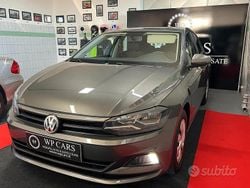 Grigio Usata 2018 VW Polo Comfortline Tre volumi | 9390 € (Ottimo prezzo)