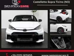 Bianco Nuova 2024 Toyota Yaris Tre volumi | 57.500 € (Cara)