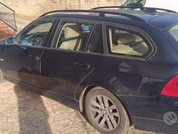 Nero Usata 2005 BMW 320 Station wagon | 2600 € (Ottimo prezzo)