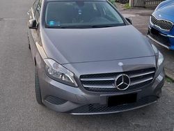 Altro(met.) Usata 2015 Mercedes A180 Executive Tre volumi | 14.900 € (Ottimo prezzo)
