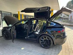 Nero Usata 2017 Tesla Model X SUV | 34.900 €