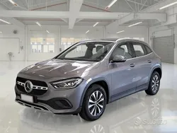 Grigio Usata 2021 Mercedes GLA220 SUV | 31.800 € (Buon prezzo)
