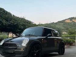 Usata 2006 Mini ONE Due volumi | 3500 € (Cara)
