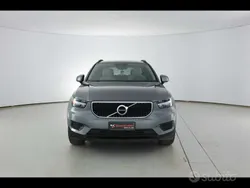 Grigio Usata 2018 Volvo XC40 Business Edition SUV | 20.490 € (Buon prezzo)