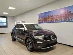 Nero tetto bianco Usata 2020 VW T-Roc Style SUV | 19.980 € (Molto cara)
