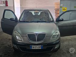 Usata 2005 Lancia Ypsilon Due volumi | 2500 € (Buon prezzo)