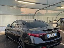 Nero Usata 2019 Alfa Romeo Giulia Tech Edition Tre volumi | 24.000 € (Buon prezzo)