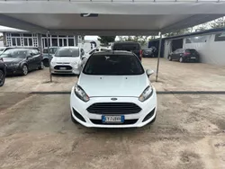 Bianco Usata 2015 Ford Fiesta Business Edition Due volumi | 5499 € (Ottimo prezzo)