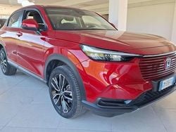 Premium crystal red Usata 2023 Honda HR-V Elegance SUV | 25.000 € (Buon prezzo)