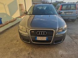 Grigio Usata 2006 Audi A3 Ambition Tre volumi | 3900 € (Buon prezzo)