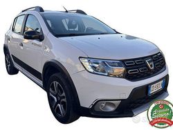Bianco Usata 2020 Dacia Sandero Stepway Tre volumi | 10.950 € (Buon prezzo)