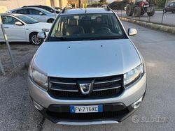 Grigio Usata 2013 Dacia Sandero Stepway Tre volumi | 3990 € (Buon prezzo)