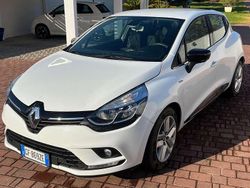 Usata 2019 Renault Clio IV Tre volumi | 9500 € (Buon prezzo)