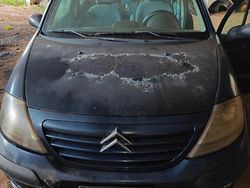 Blu Usata 2004 Citroën C3 Due volumi | 400 €
