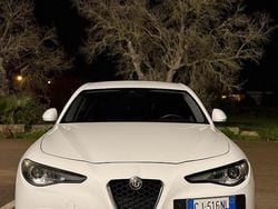 Usata 2019 Alfa Romeo Giulia Tre volumi | 17.500 € (Buon prezzo)