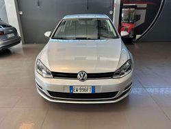 Grigio Usata 2014 VW Golf VII Trendline Tre volumi | 6490 € (Ottimo prezzo)