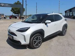 Bianco Usata 2021 Toyota Yaris Cross Lounge SUV | 19.800 € (Buon prezzo)