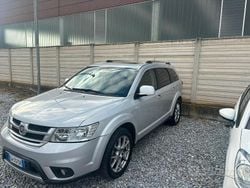 Grigio Usata 2014 Fiat Freemont Lounge SUV | 9200 € (Buon prezzo)