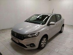Argento Usata 2022 Dacia Sandero Comfort Due volumi | 14.490 € (Cara)