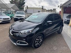 Nero Usata 2017 Renault Captur Intens SUV | 10.490 € (Buon prezzo)