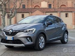 Grigio Usata 2021 Renault Captur Intens SUV | 18.500 € (Buon prezzo)