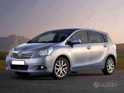 Grigio Usata 2013 Toyota Verso Active Monovolume | 6700 €