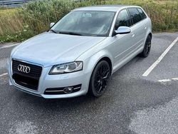 Usata 2005 Audi A3 S-Line Tre volumi | 2700 € (Buon prezzo)