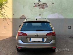 Grigio Usata 2016 VW Golf VII Highline Station wagon | 9900 € (Molto cara)
