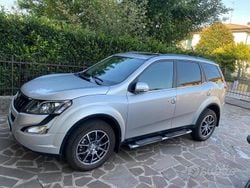 Grigio Usata 2019 Mahindra XUV500 SUV | 11.900 € (Buon prezzo)