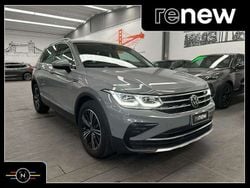 Grigrio scuro pastello Usata 2021 VW Tiguan Elegance SUV | 27.000 € (Buon prezzo)