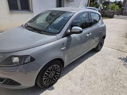 Usata 2022 Lancia Ypsilon Silver Due volumi | 11.000 € (Buon prezzo)