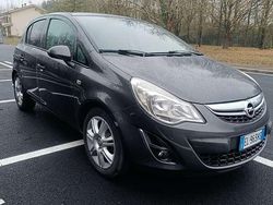 Usata 2012 Opel Corsa Club Tre volumi | 3000 € (Ottimo prezzo)
