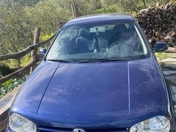 Blu/azzurro Usata 2002 VW Golf IV Comfortline Tre volumi | 1200 € (Super prezzo)